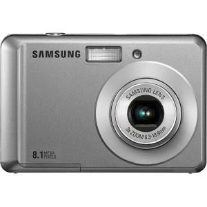 Фотокамера цифровая SAMSUNG ES10, 8,1 млн.пикс., 3x/3x zoom, 2,5" ЖК-монитор, цифр.стаб.